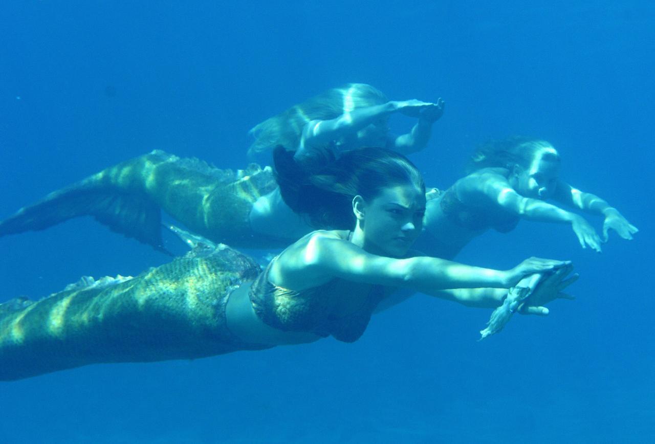 mermaids-h2o-mermaids-1994696-1280-868
